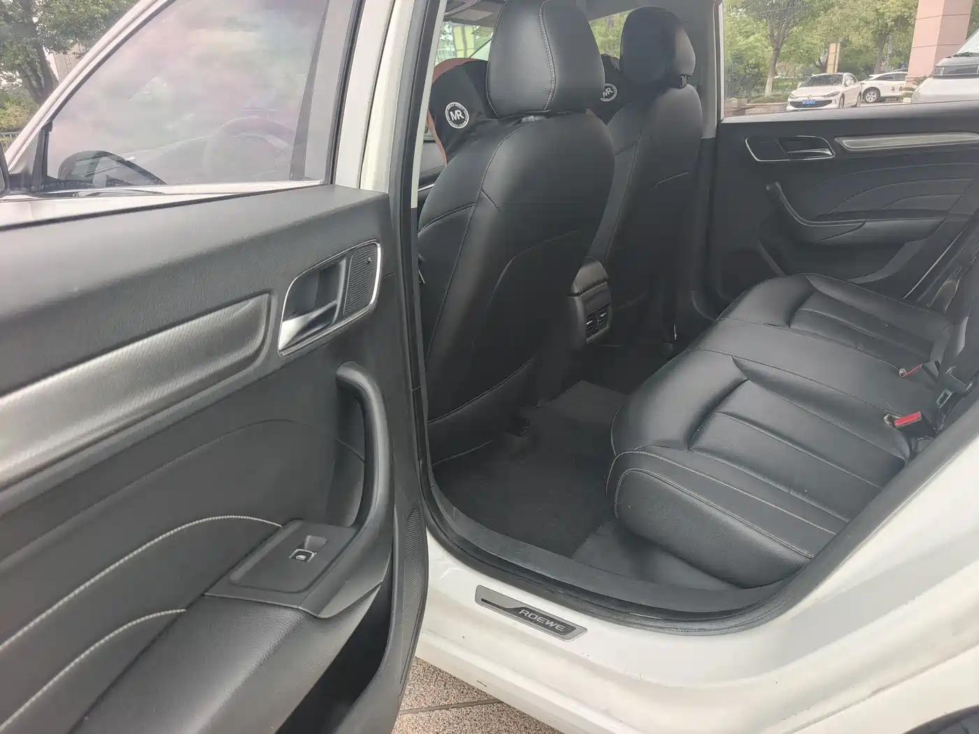 Roewe i6 2018 2018 20T Automatic Internet ZhiXiang Edition