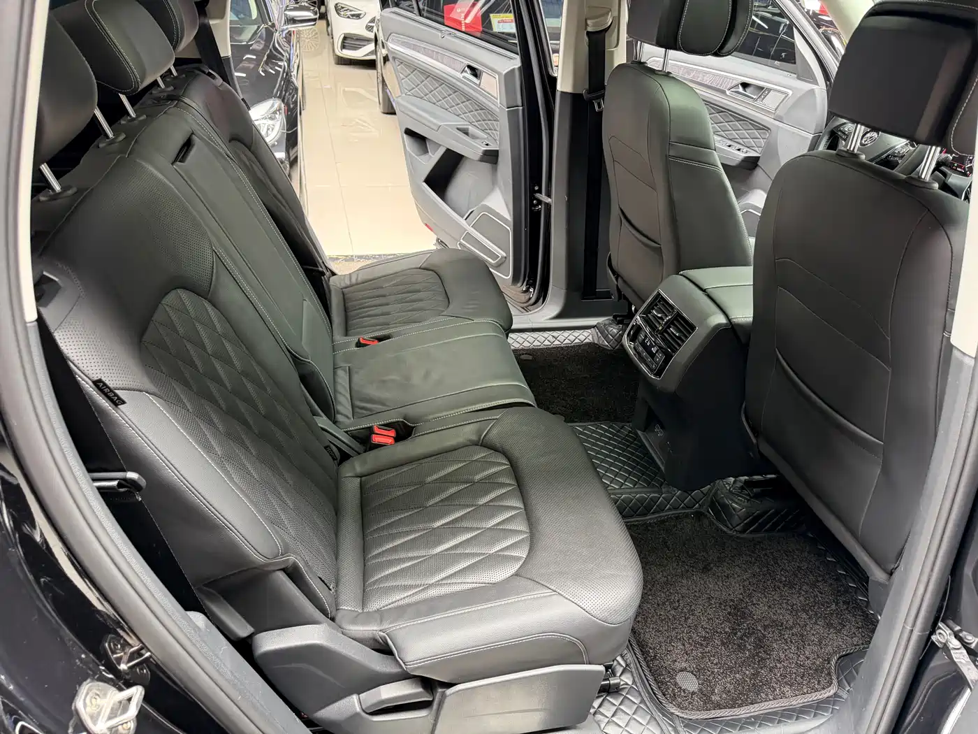 Volkswagen Teramont 2019 380TSI 4WD Flagship Edition China VI фото 21