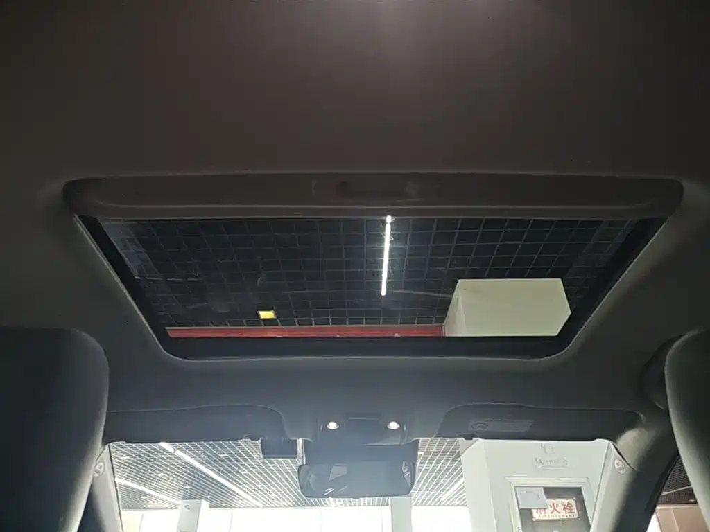 Toyota bZ3 2023 616km Long Range Premium фото 18