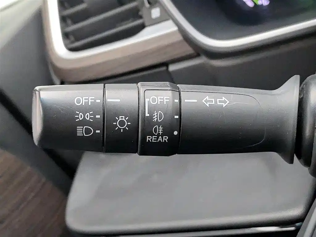 Honda Odyssey 2022 2.0L e:HEV Sharp·Enjoyment Edition фото 21