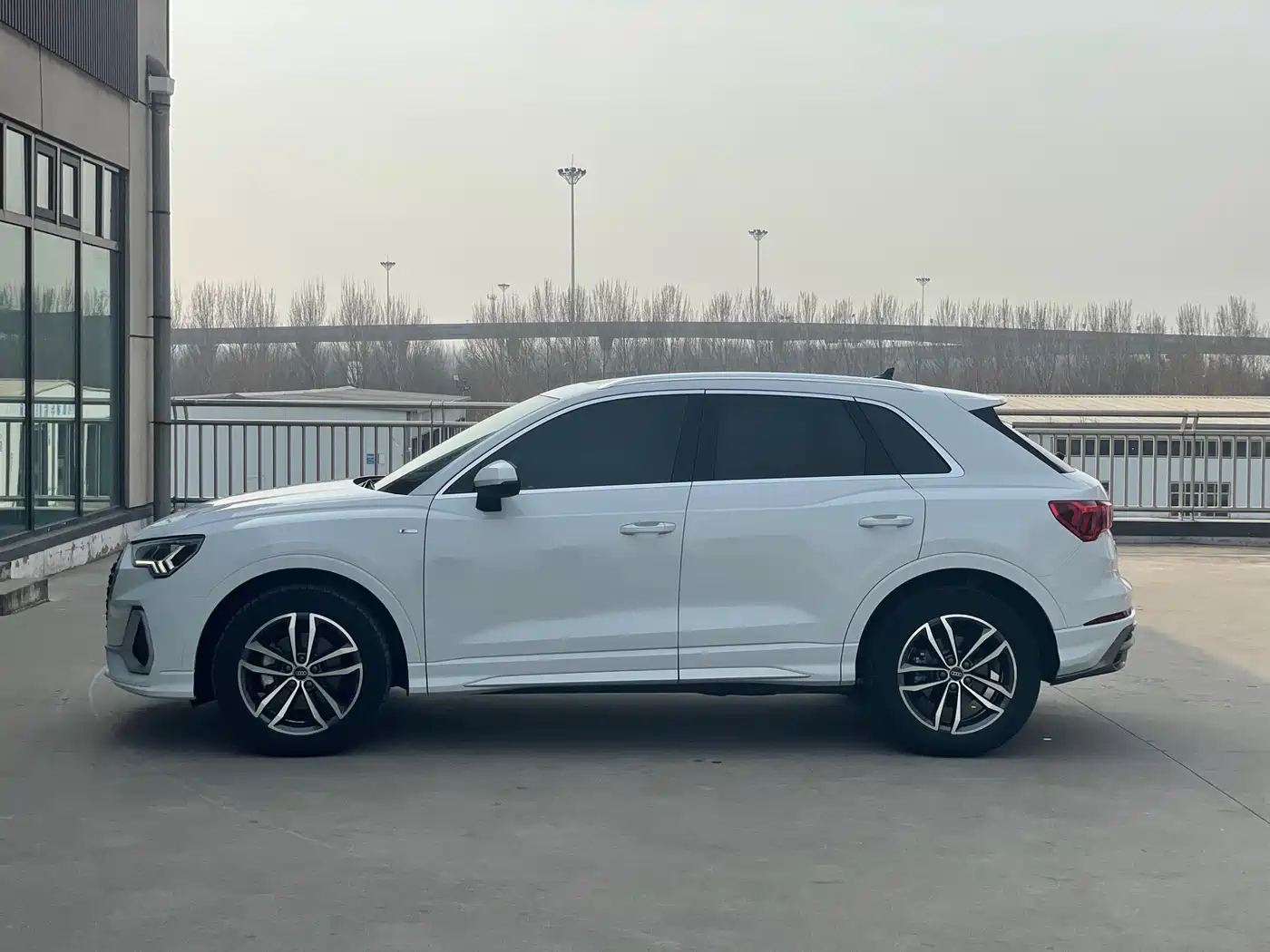 Audi Q3 2022 35 TFSI Progressive Dynamic фото 7