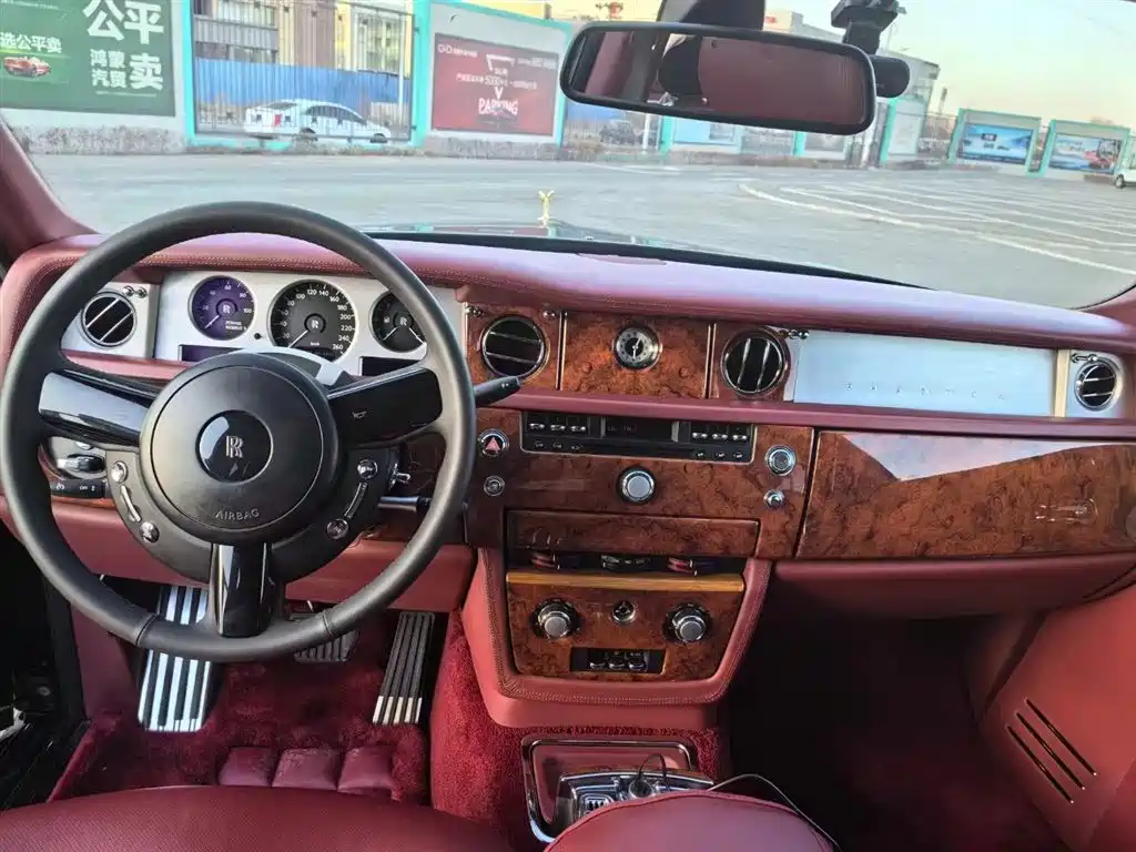 Rolls-Royce Phantom 2011 2006 6.7L Extended Wheelbase EWB