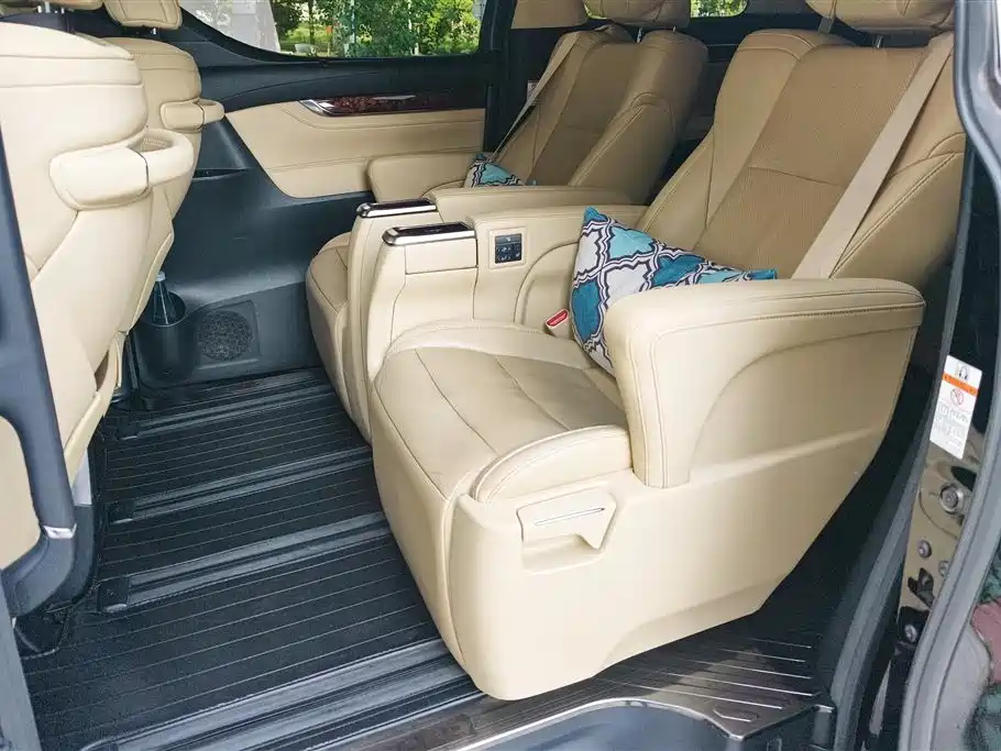 Toyota Alphard 2018 Facelift 3.5L Luxury Edition фото 11