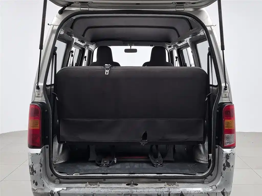 Wuling Motors Wuling Zhiguang 2015 2013 1.0L Practical