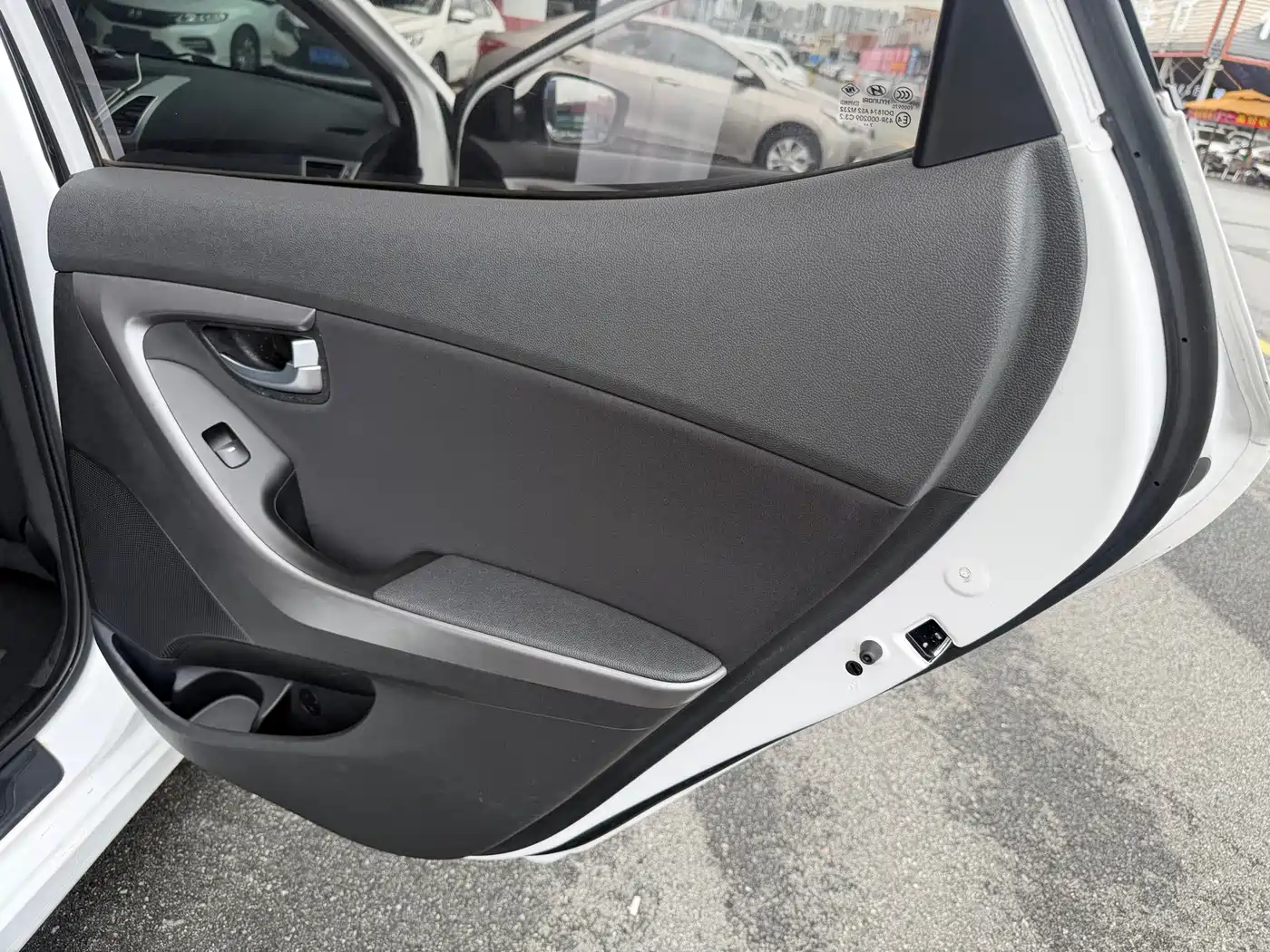 Hyundai Langdong 2016 1.6L Automatic Premium Edition фото 18