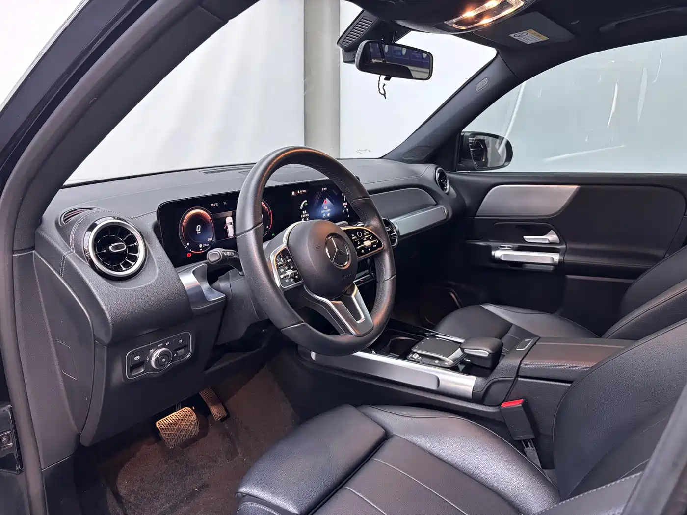 Mercedes-Benz GLB 2023 GLB 200 Dynamic фото 14