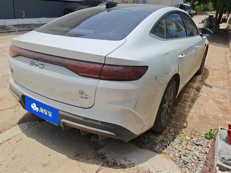 BYD Qin L 2025 DM-i Smart Drive Edition 80KM Leading фото 3