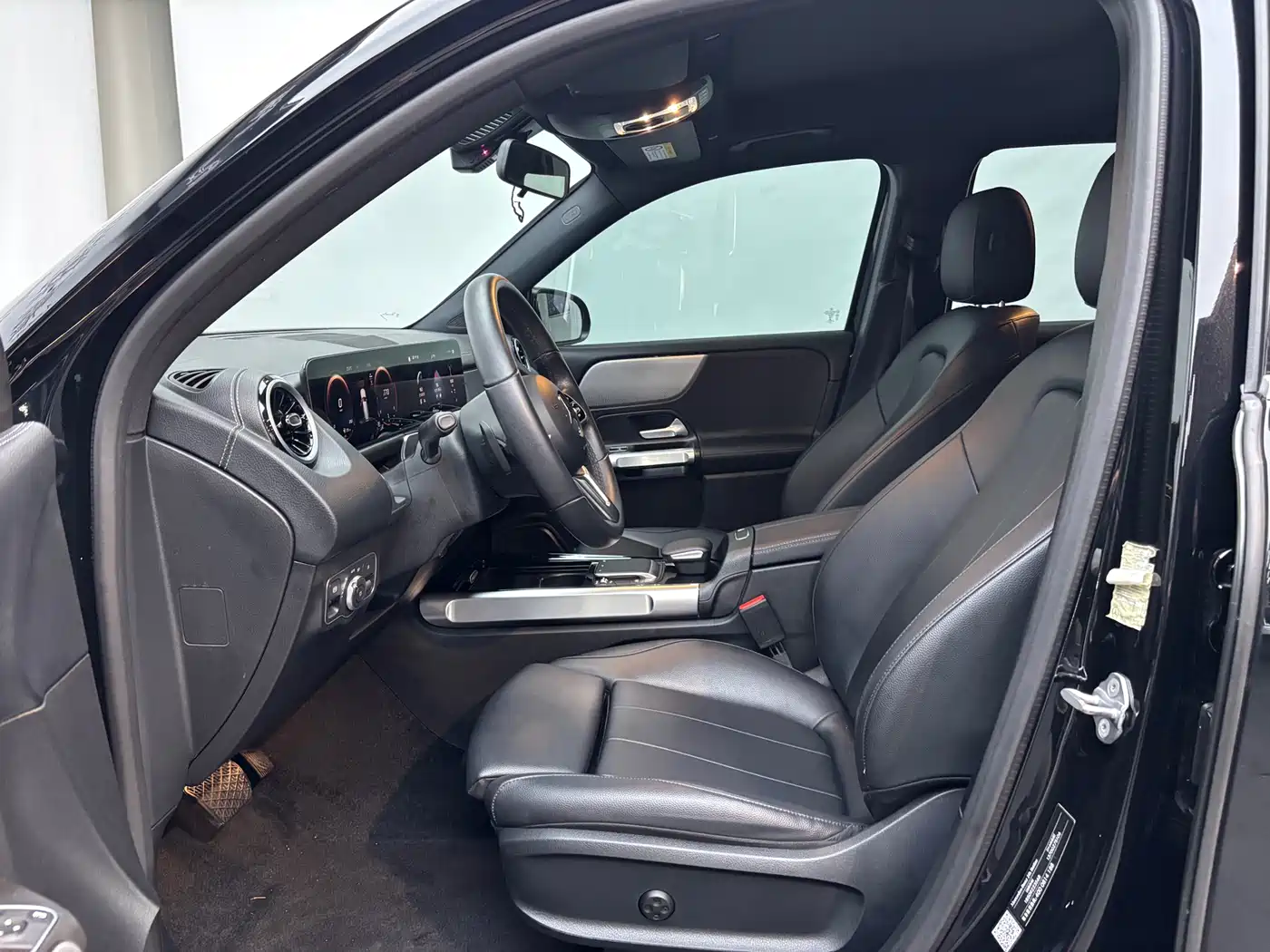 Mercedes-Benz GLB 2023 GLB 200 Dynamic фото 15