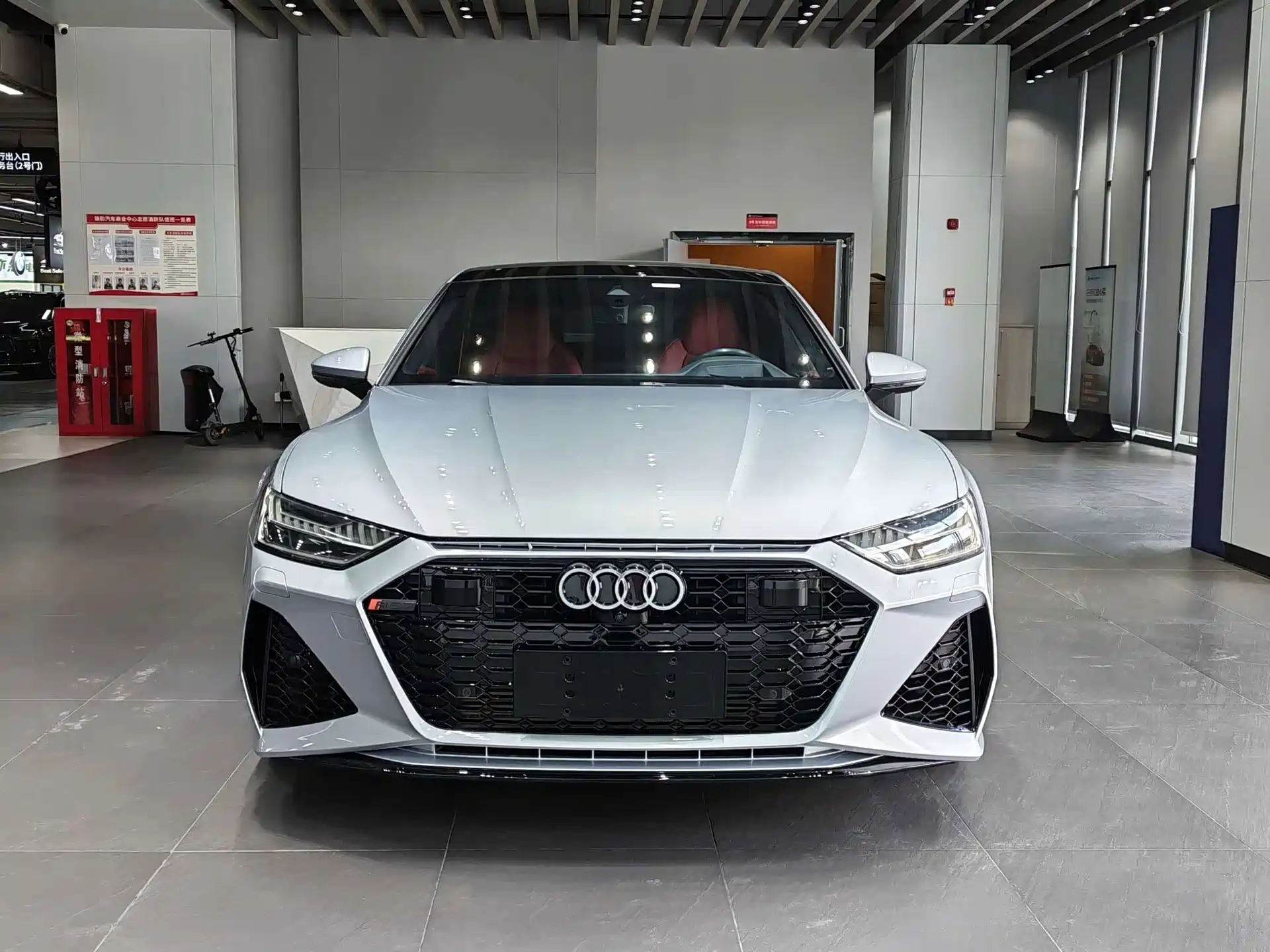 صورة 2 - Audi A7