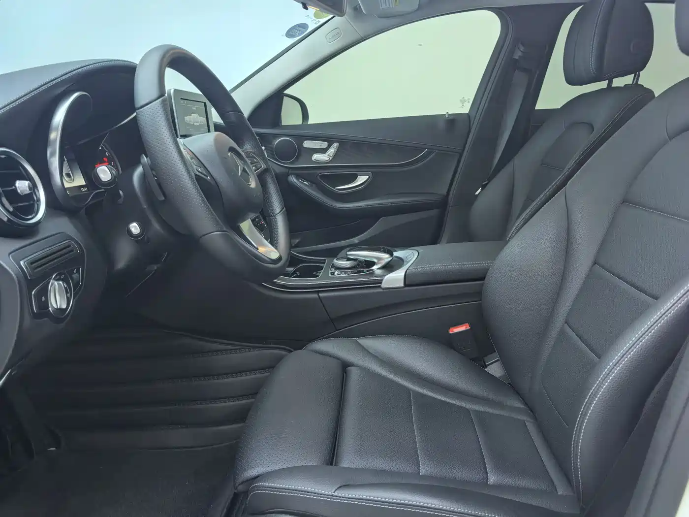 Mercedes-Benz C-Class 2018 C 200 L Sport Edition фото 5