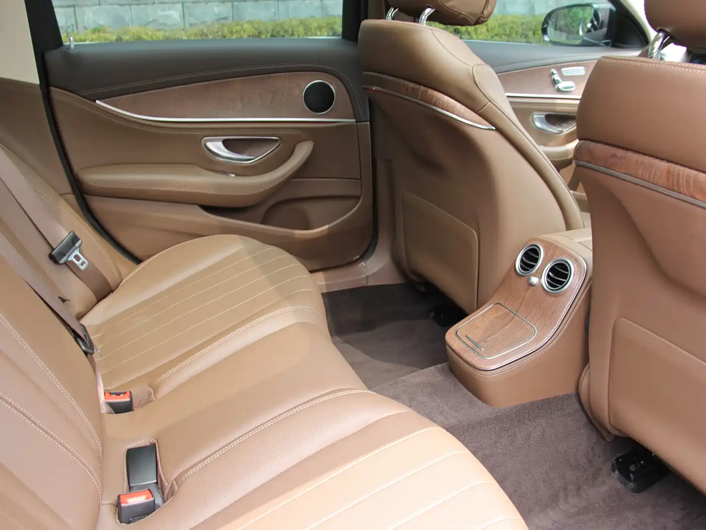Mercedes-Benz E-Class 2022 Facelift E 260 L 4MATIC фото 15
