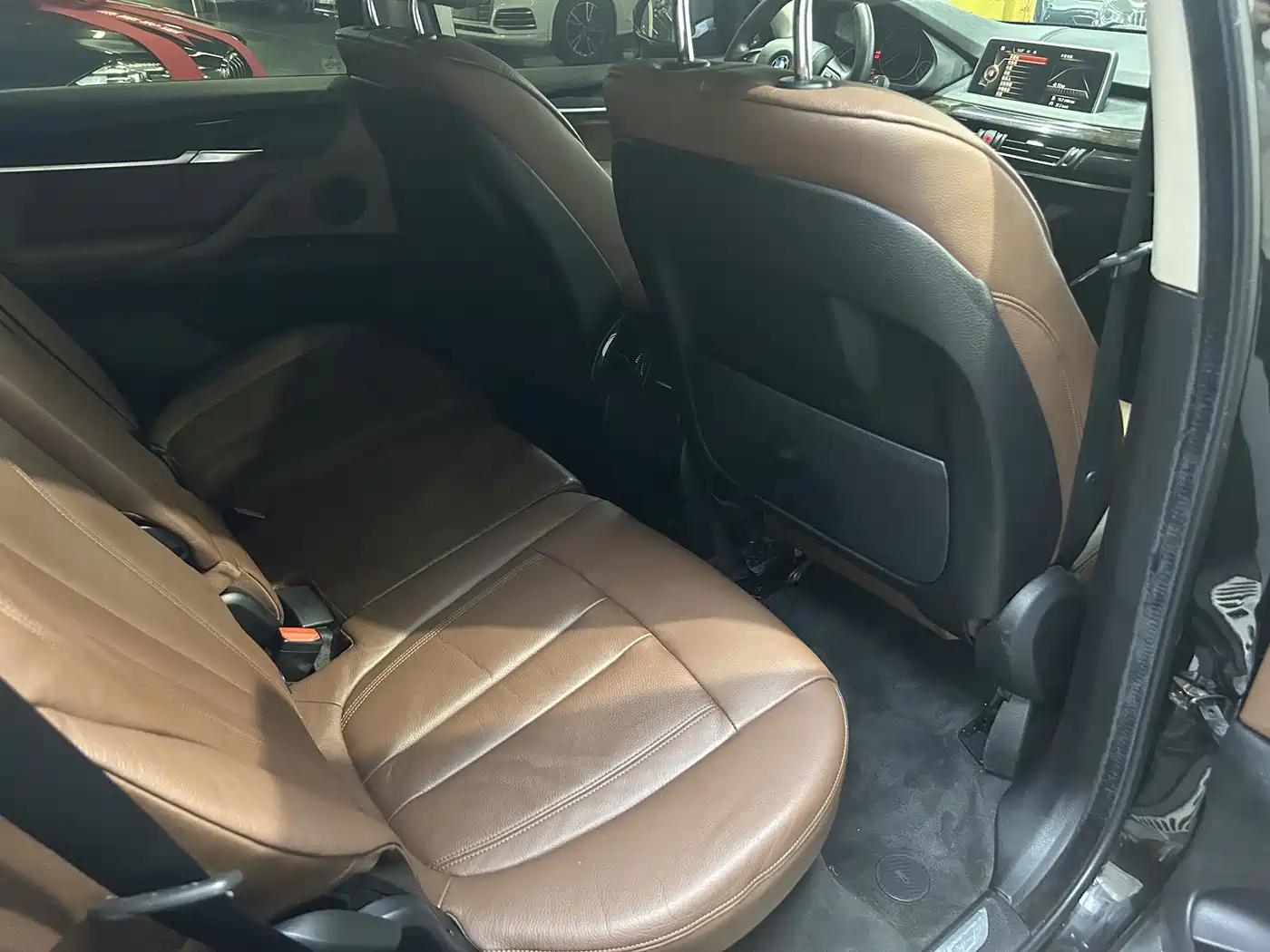 Photo 11 - BMW X5 (Import)
