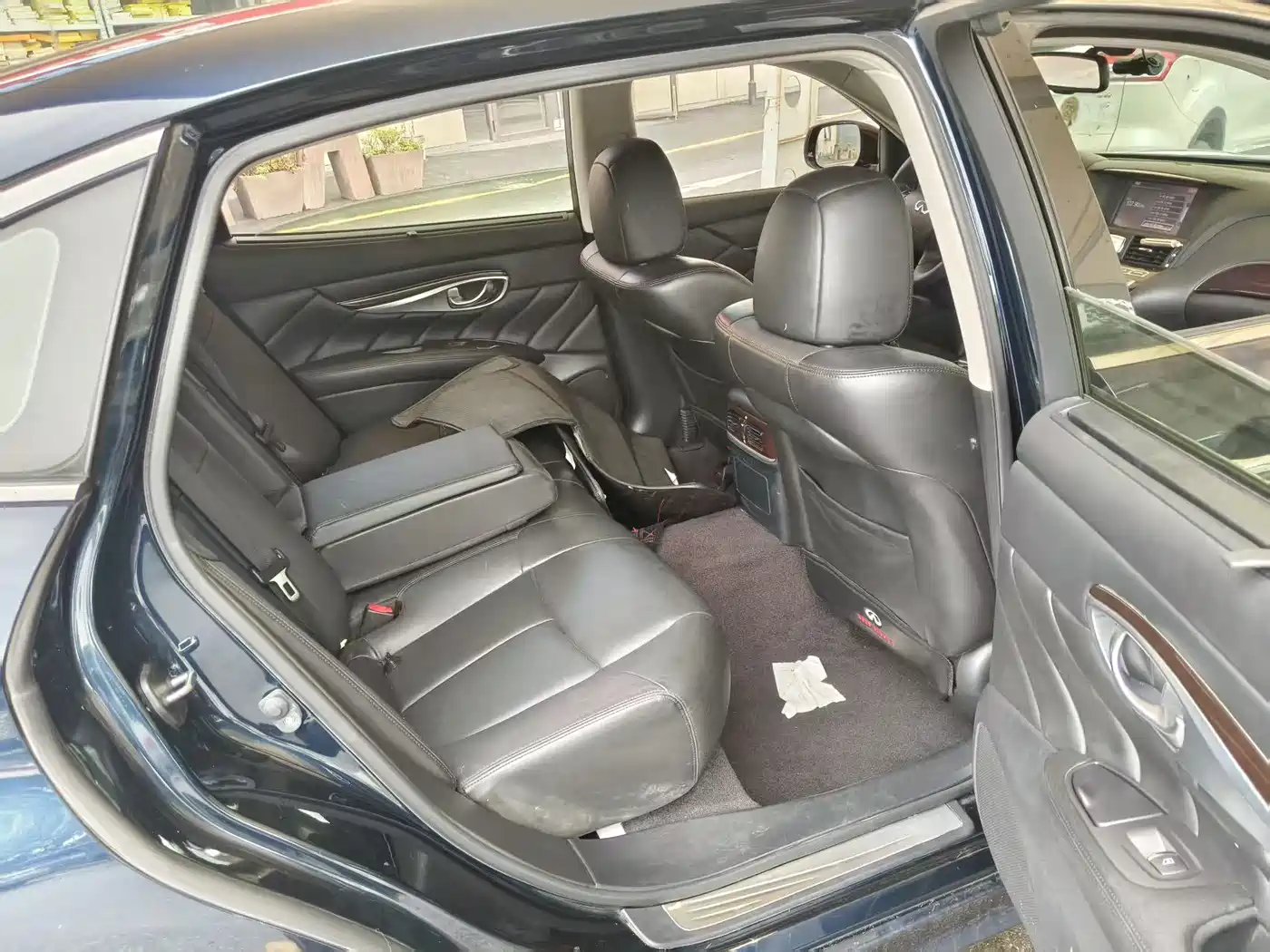 Infiniti Q70 2018 2017 Q70L 2.5L Enjoyment Edition