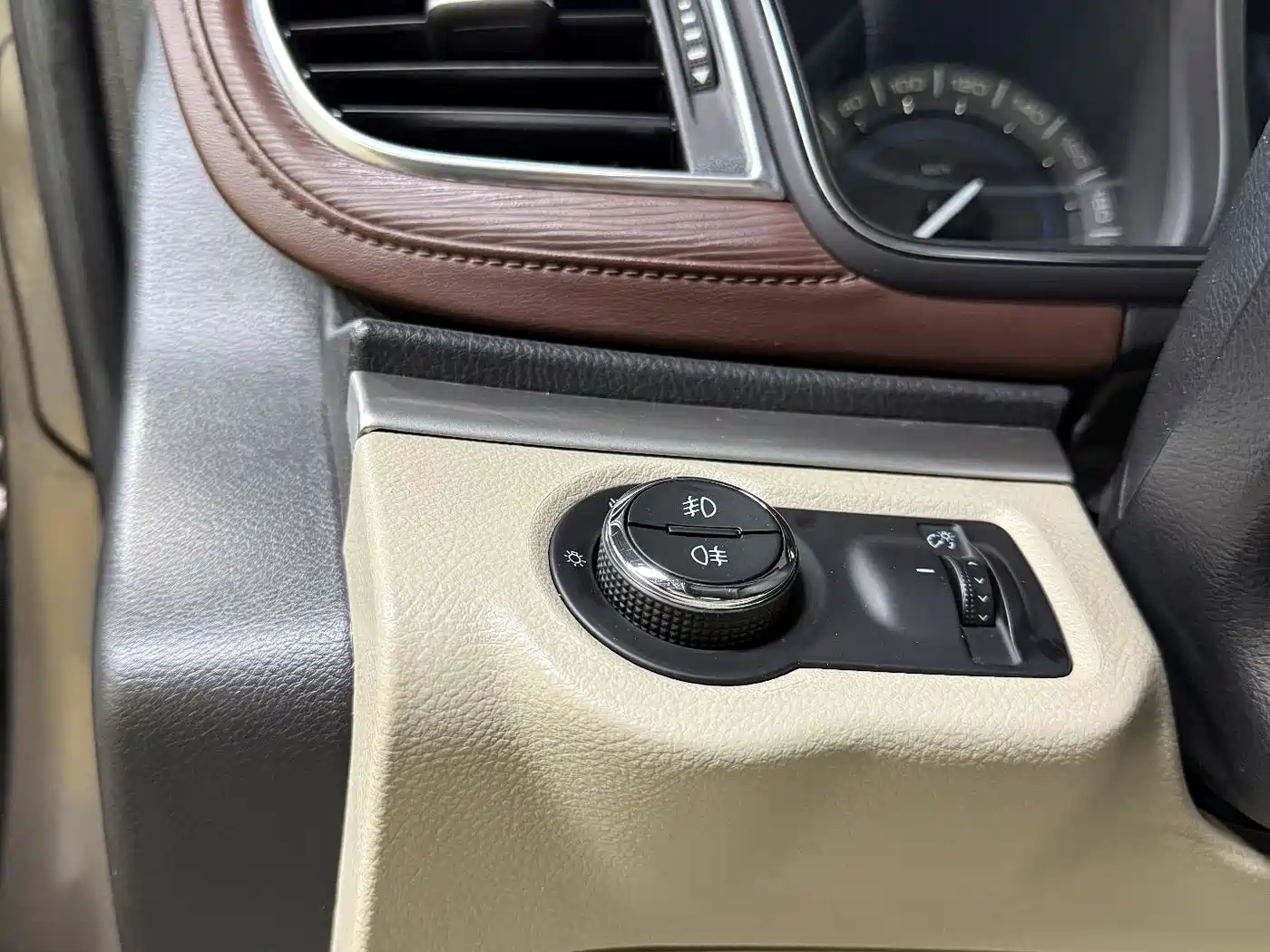 Buick GL8 2014 3.0L XT Luxury Business Flagship фото 12