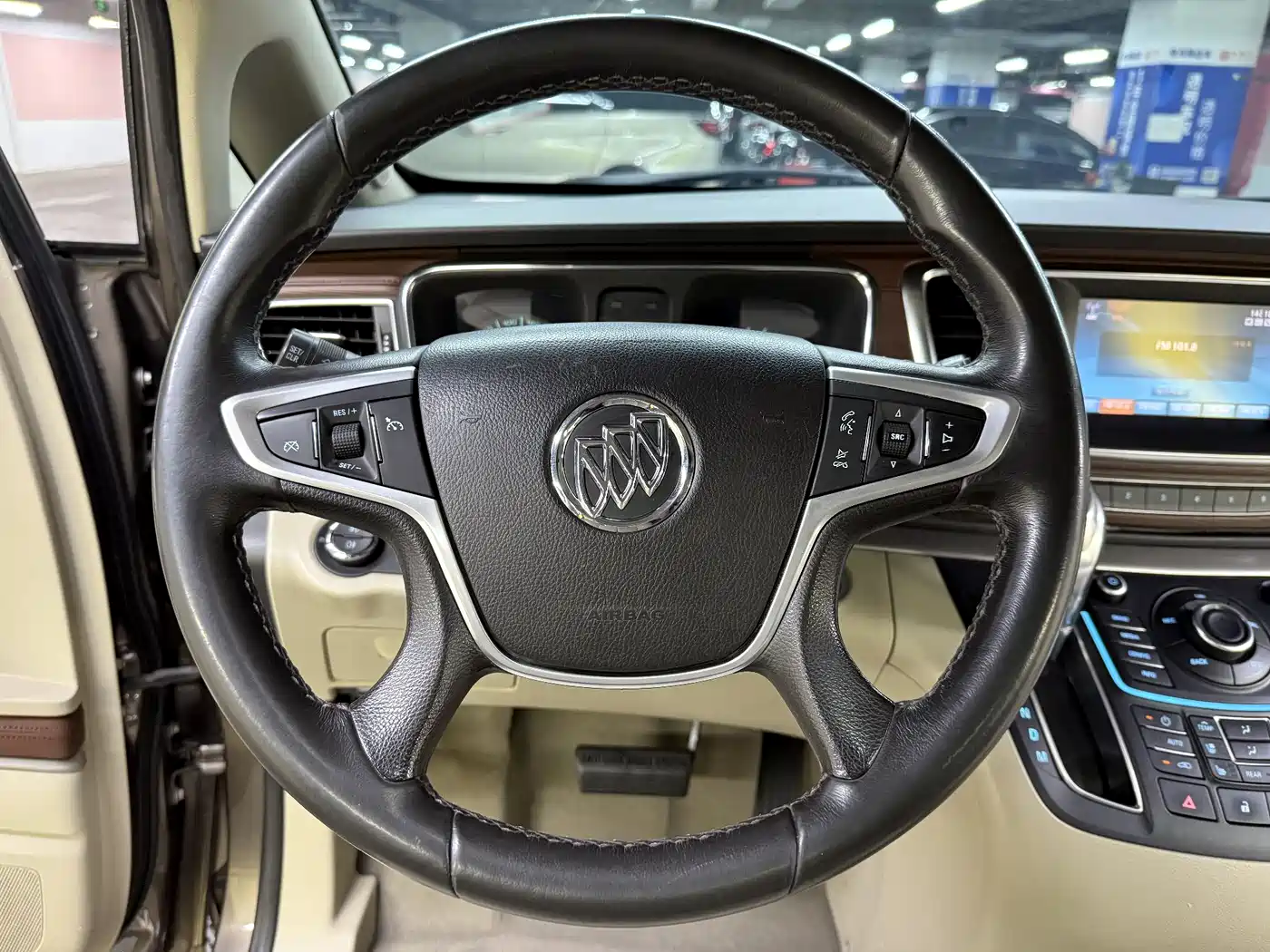 Buick GL8 2014 3.0L XT Luxury Business Flagship фото 33