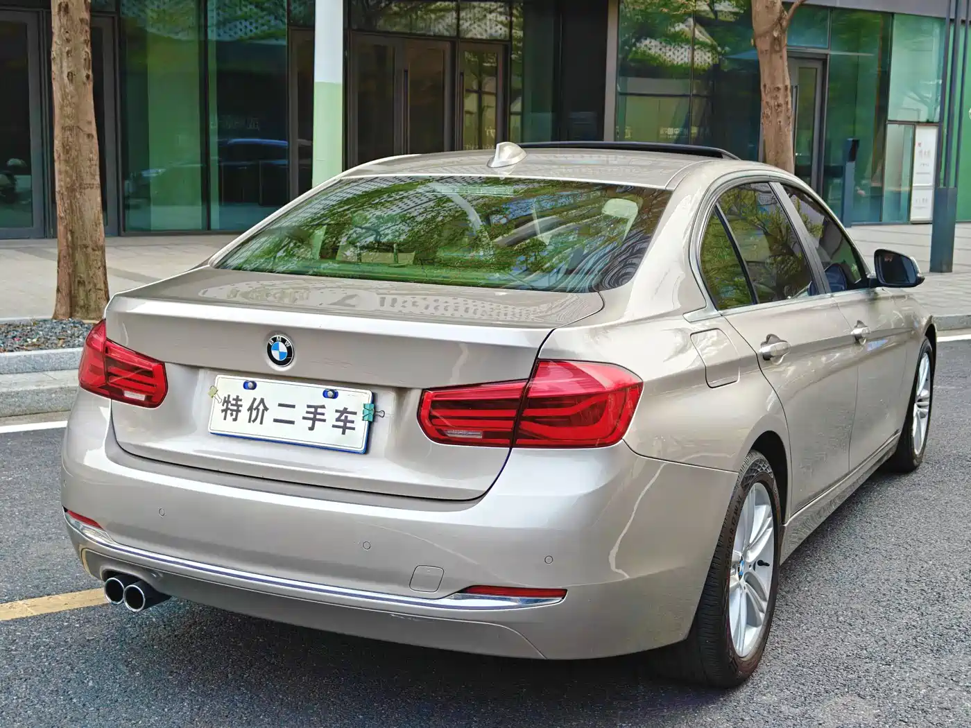 BMW 3 Series 2017 320Li Fashion фото 9