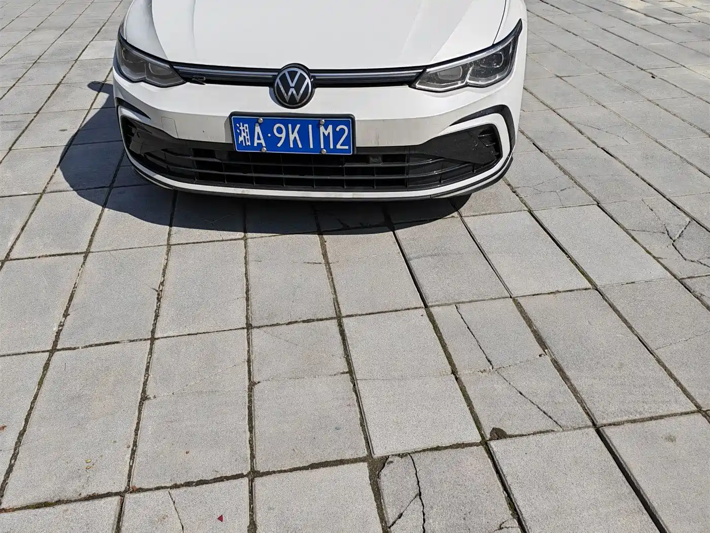 Volkswagen Golf 2023 280TSI DSG R-Line 20th Anniversary Edition фото 2
