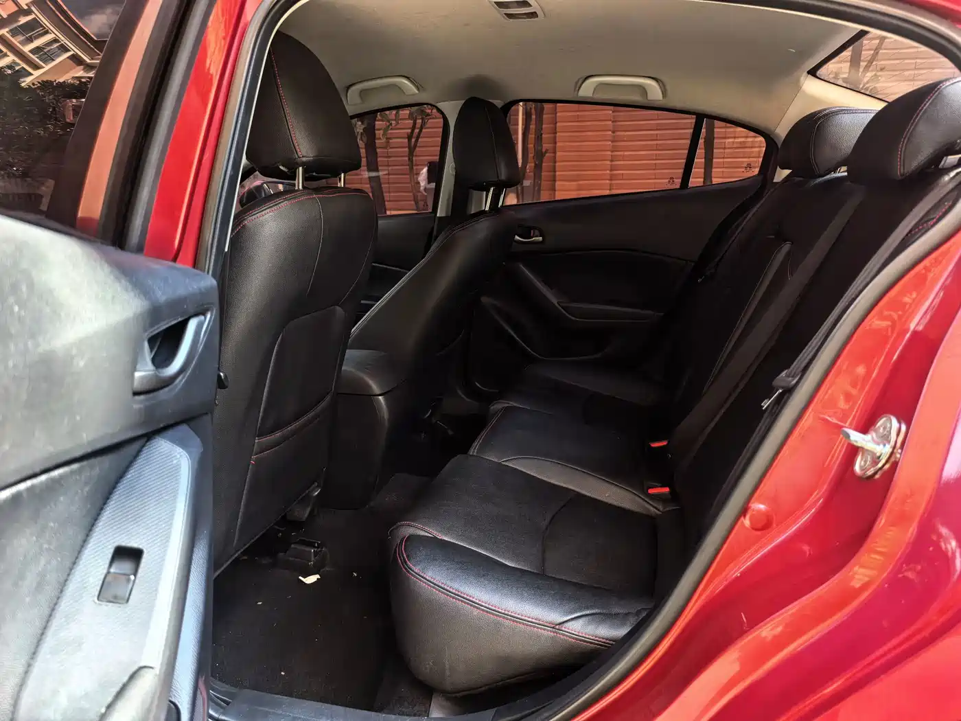 Photo 5 - Mazda Mazda 3