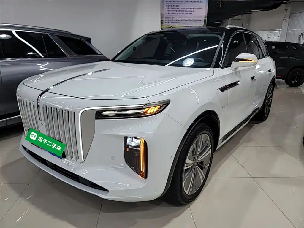 Hongqi E-HS9 2022 660km Qi Chang Edition (6-seater)