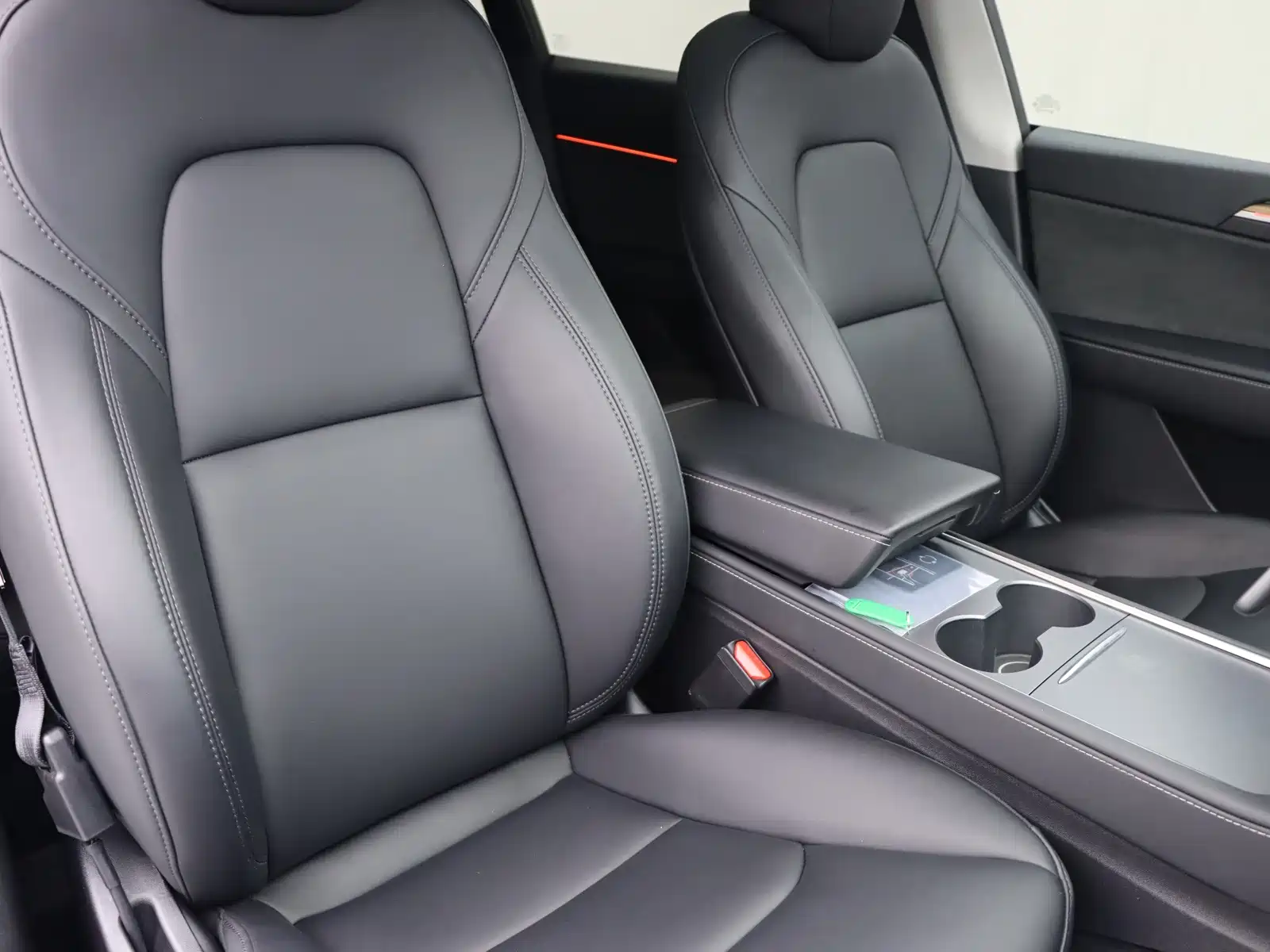 Фото 9 - Tesla Model Y