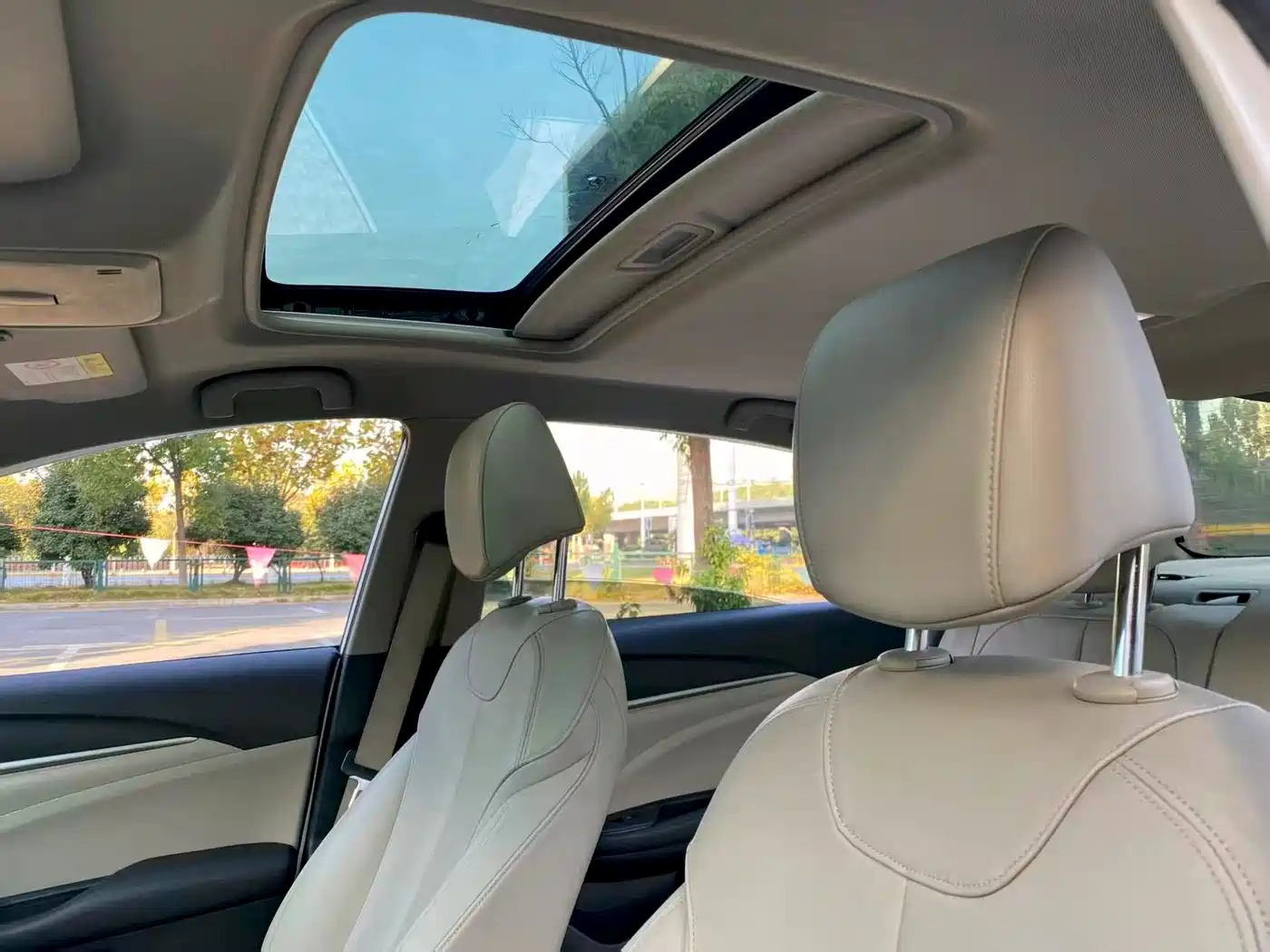 Buick Excelle 2019 15T DCT CrossFire Limited Fearless Edition фото 8