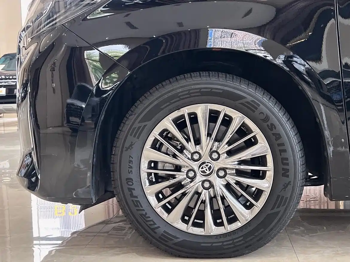 Toyota Alphard 2021 Hybrid 2.5L Luxury фото 4