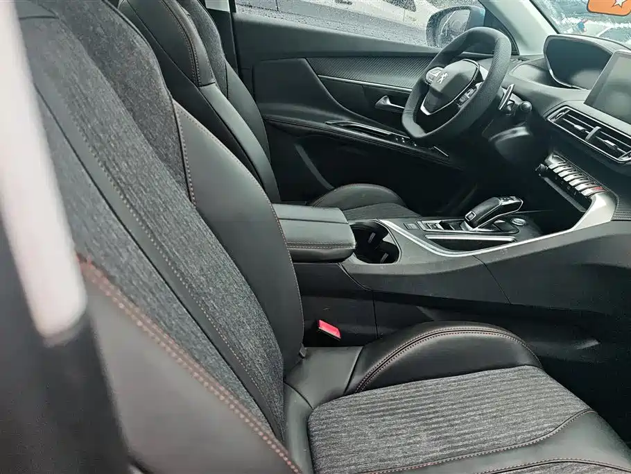 Peugeot 5008 2017 350THP 5-Seat Elite Edition фото 8