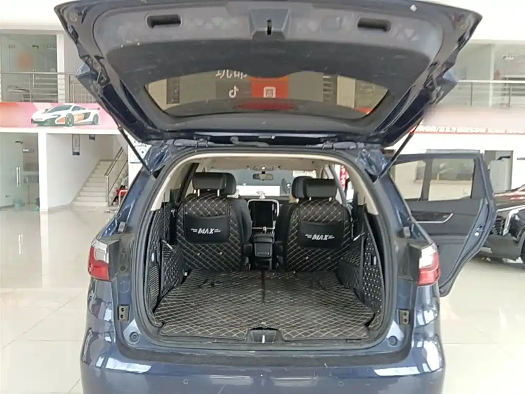 BYD Song MAX 2018 1.5T Auto Smart Connected Elite 6-Seater фото 19