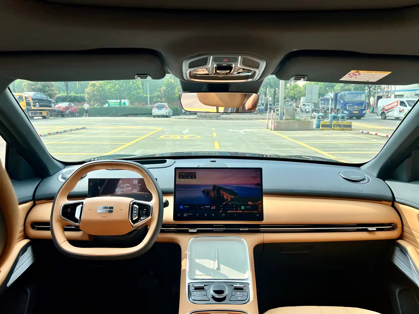Geely Galaxy Galaxy Starship 7 EM-i 2025 120km Navigation Edition фото 18