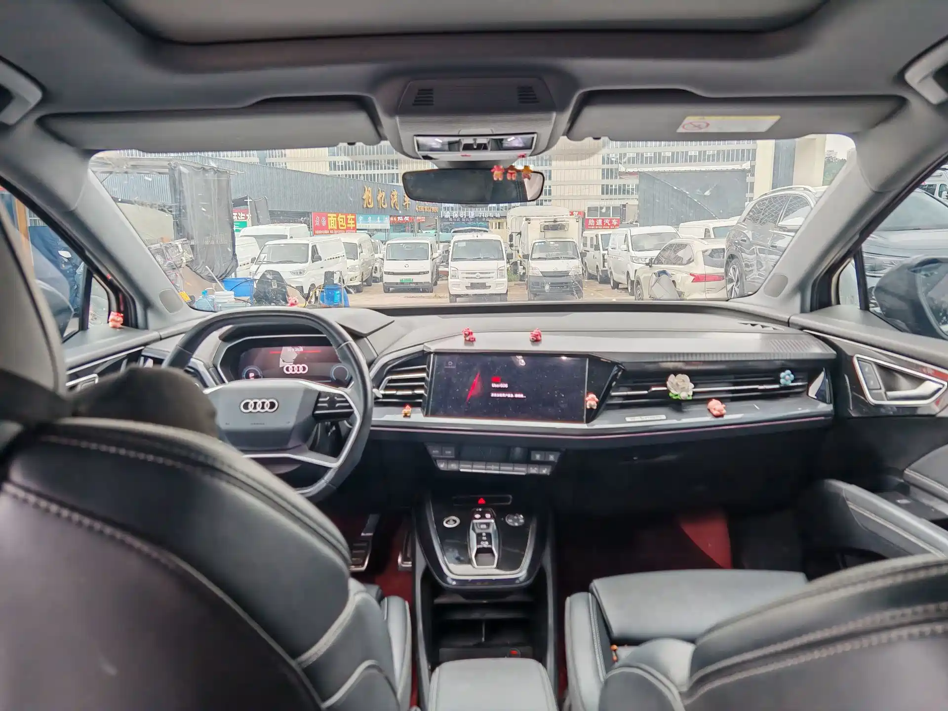 Фото 5 - Audi Q4 e-tron