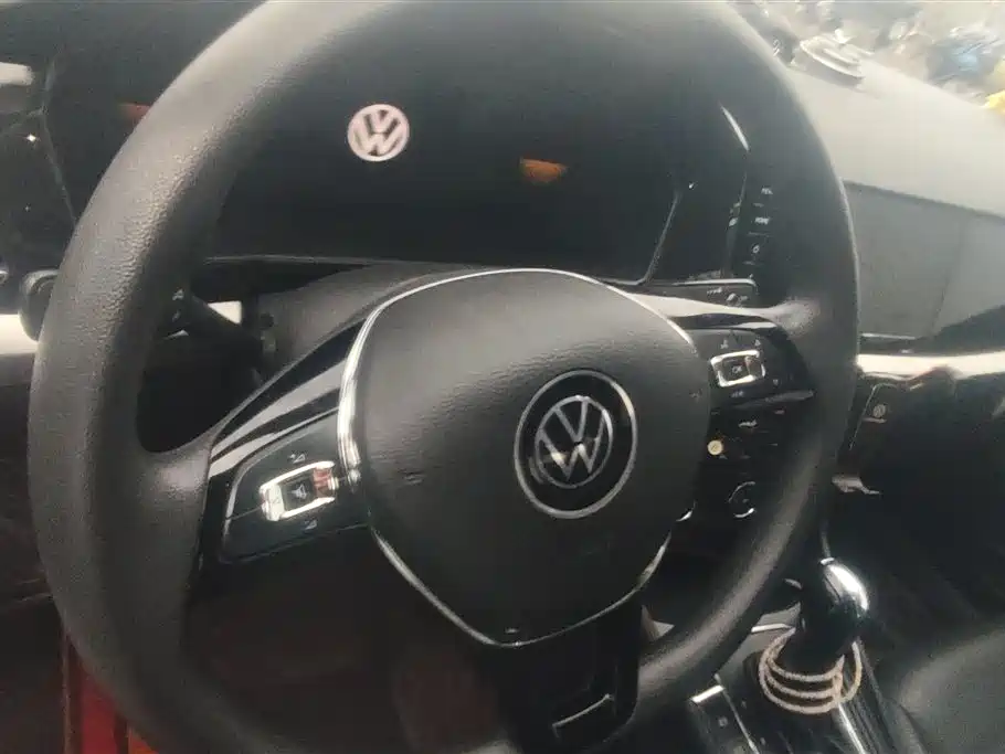Volkswagen Lavida 2021 1.5L Auto Comfort Edition фото 15