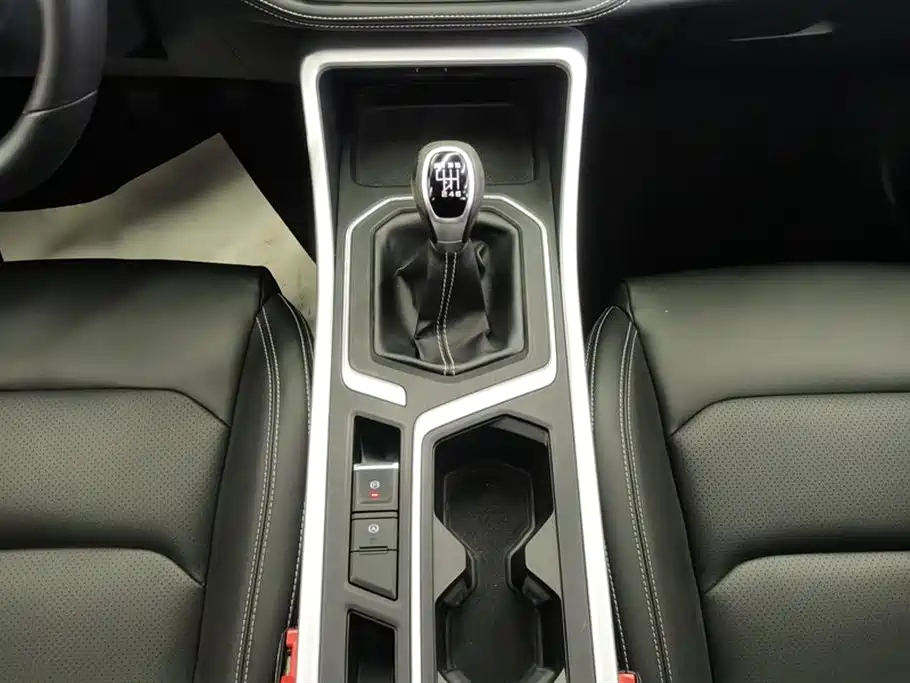 GEELY AUTOMOBILE VISION X6