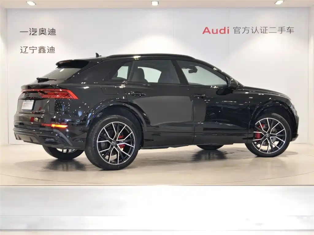 Audi Q8 2023 55 TFSI Premium Sport фото 4