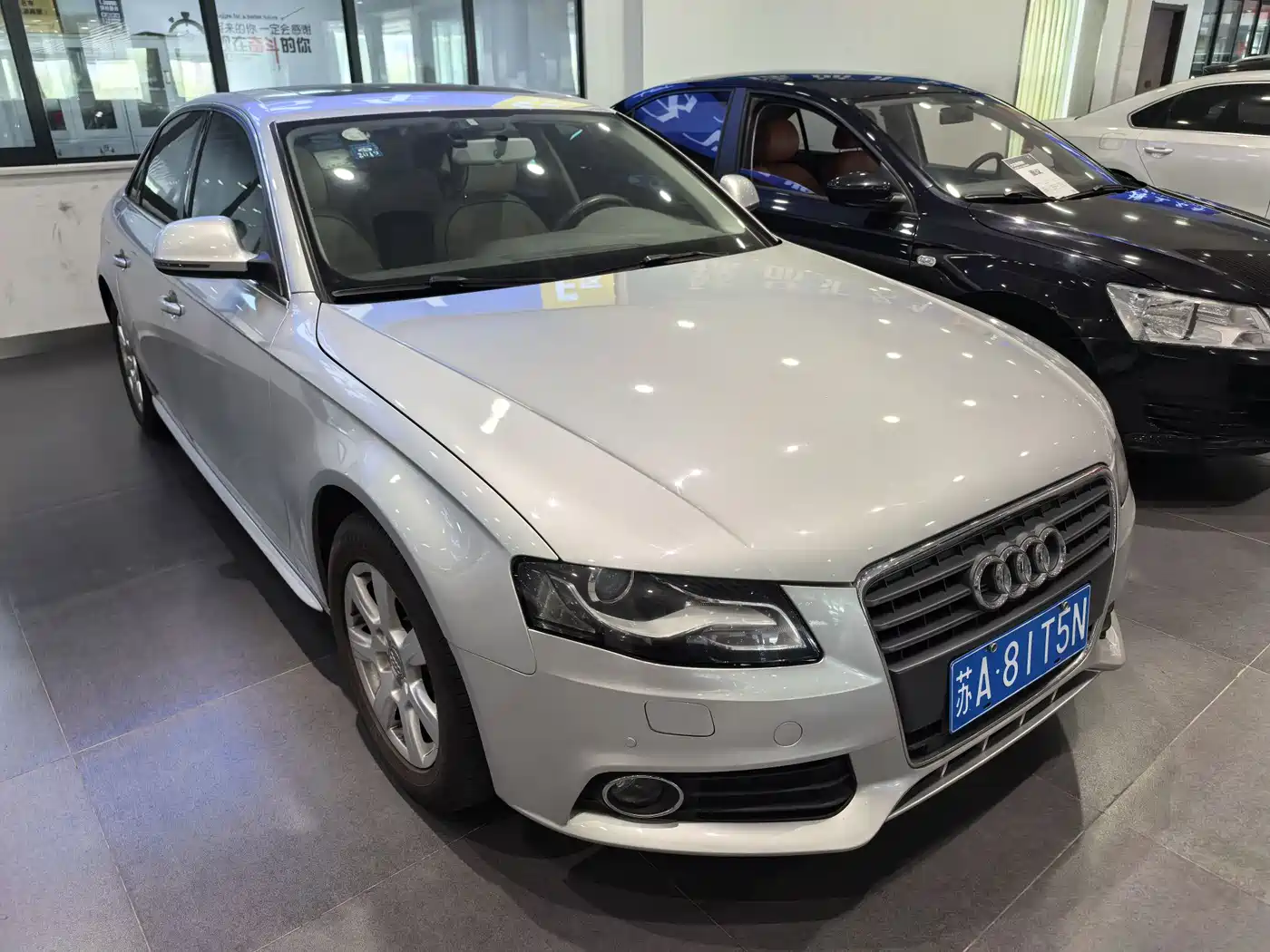 Audi A4L 2012 2.0 TFSI Automatic Luxury фото 3