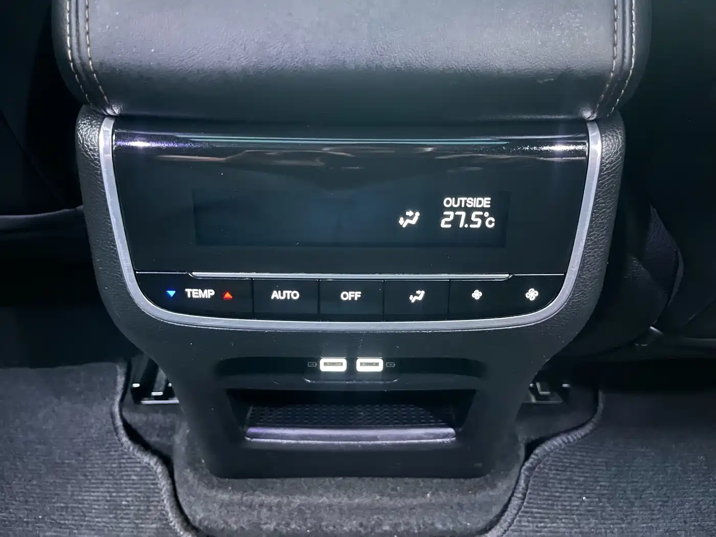 GAC Trumpchi Trumpchi GS8 2022 Pilot Series 2.0TGDI 2WD Luxury Smart Connect Edition (7-Seater) фото 29