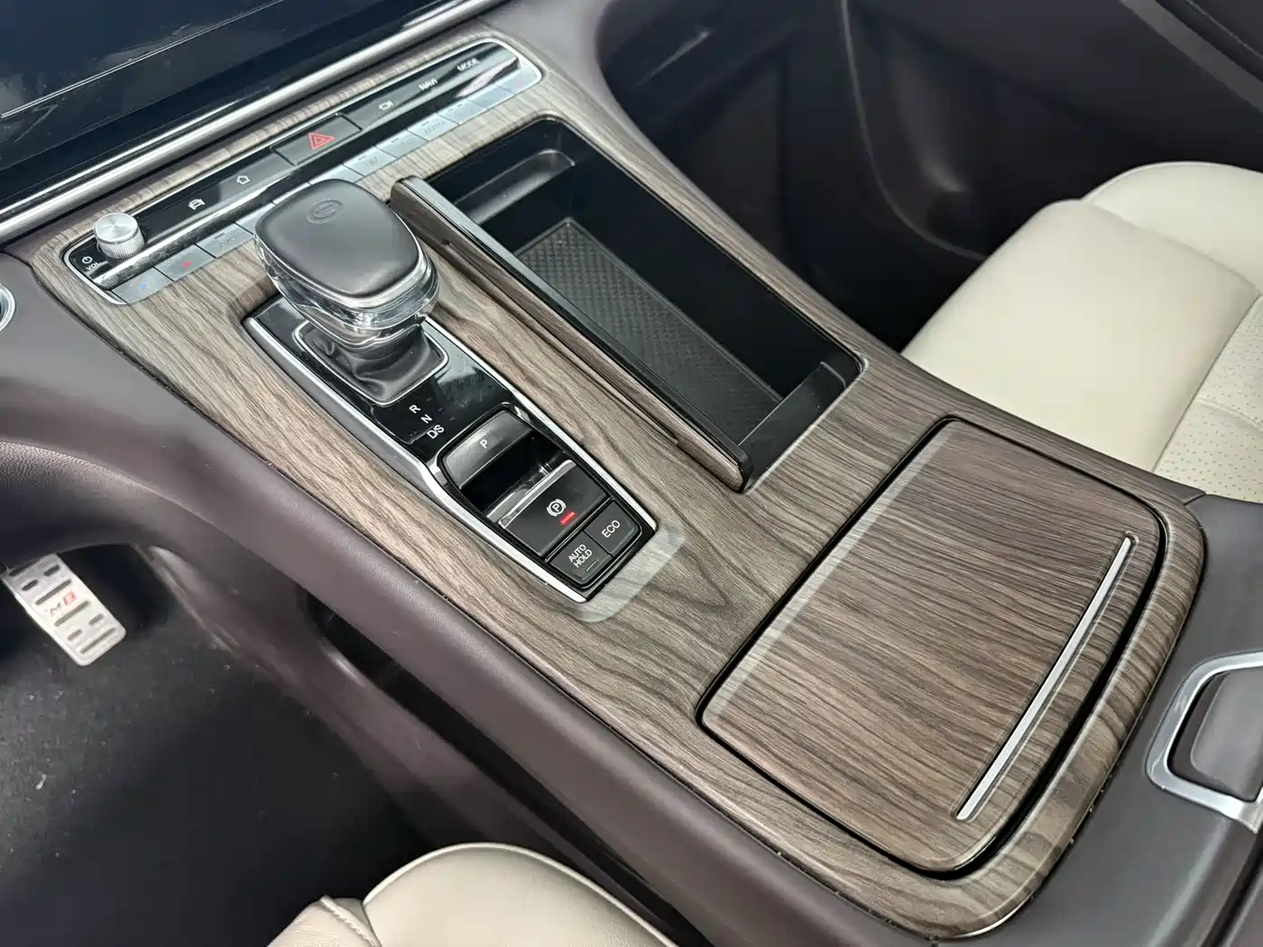GAC Trumpchi Trumpchi M8 2021 Leading Show Series 390T Ultimate Edition фото 15