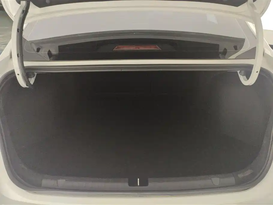 GEELY AUTOMOBILE EMGRAND