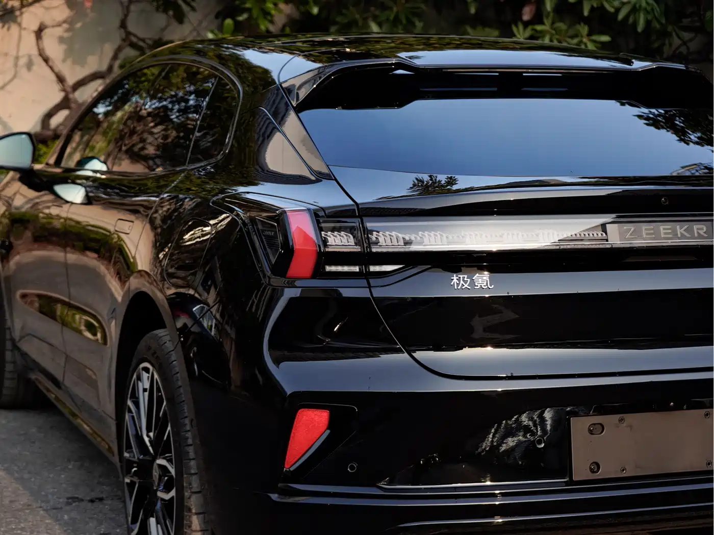 ZEEKR EXTREME KRYPTON 001