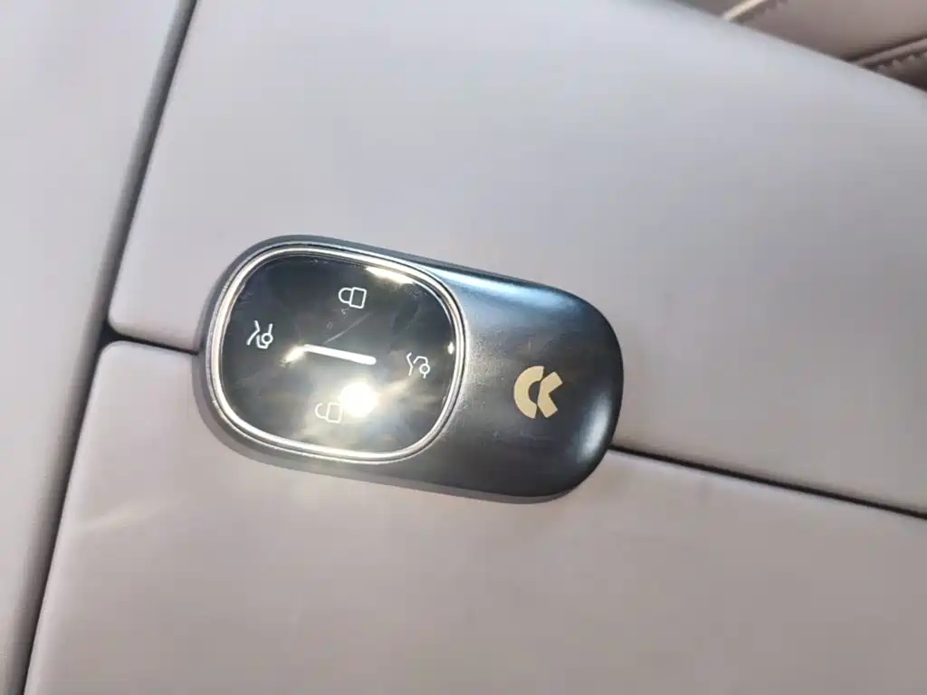 NIO ES8 2025 2025 Model 6-Seat Executive Luxury Edition