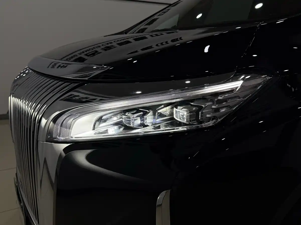 WEY Alpine 2026 2025 AWD Alpine 8