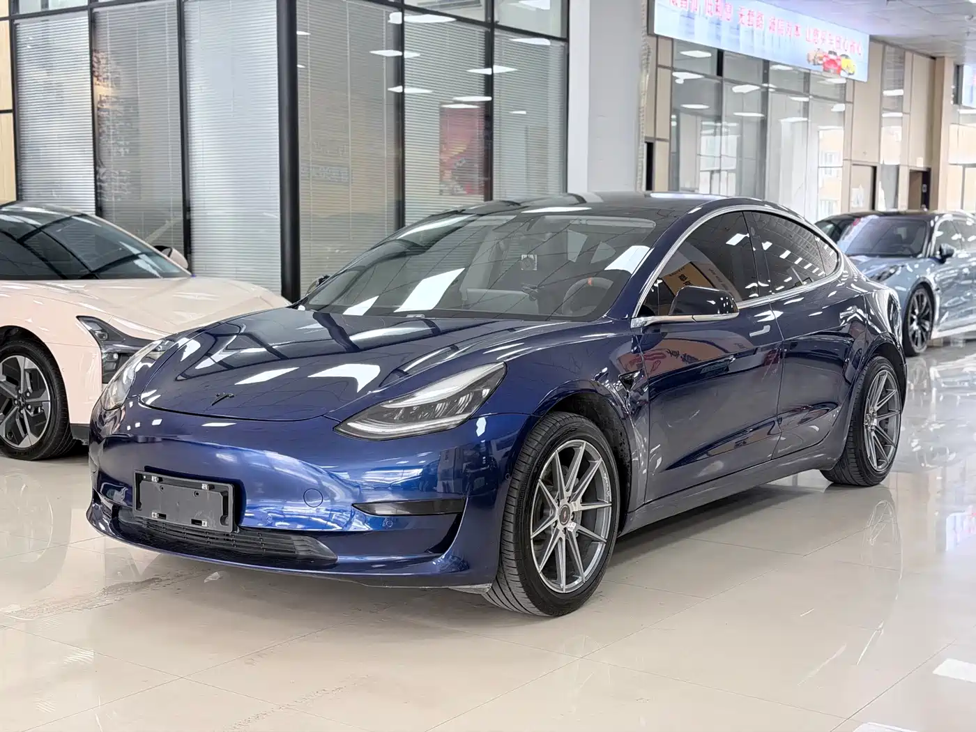 Tesla Model 3 2020 Standard Range Rear-Wheel Drive Upgrade