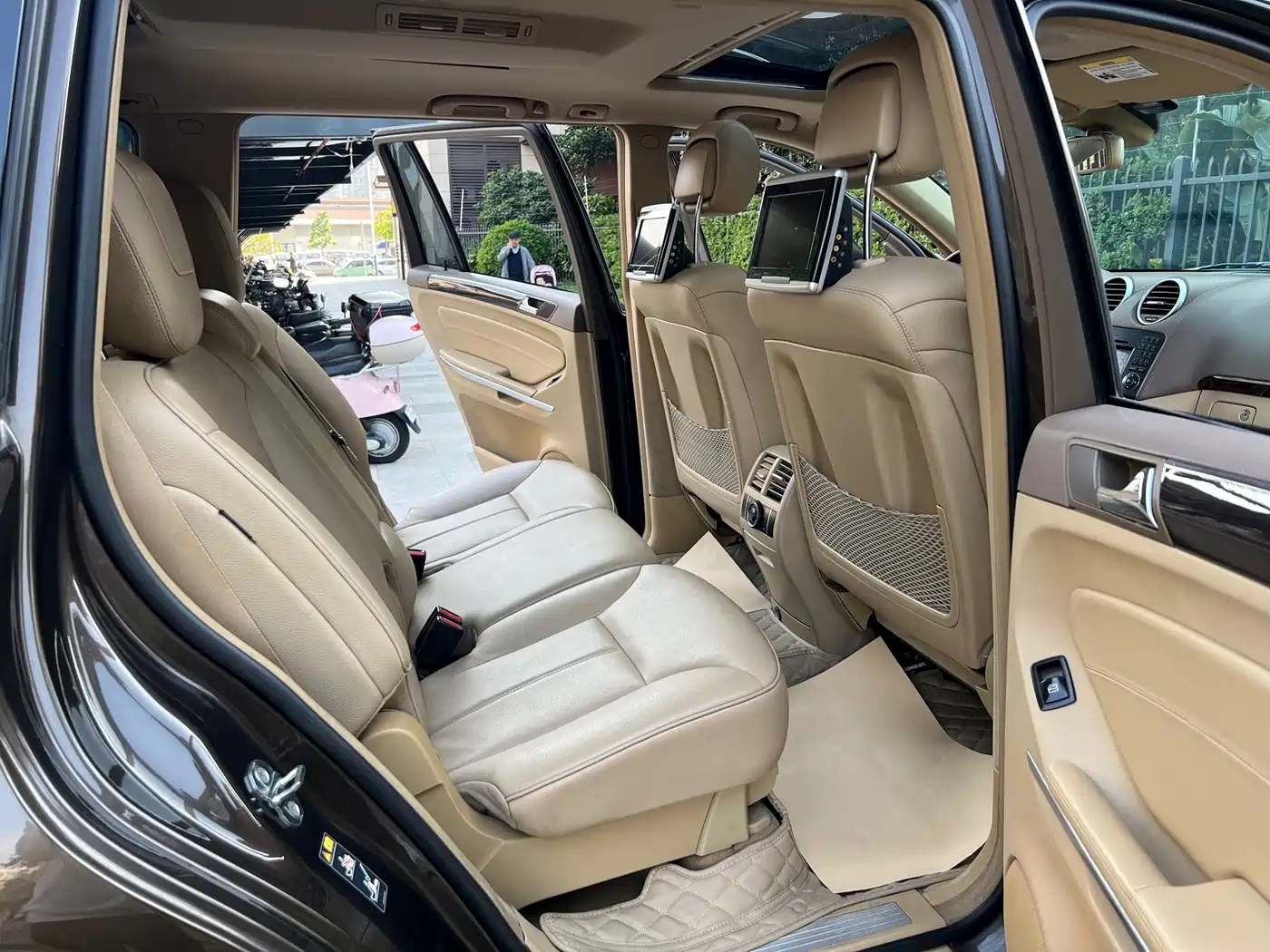 Mercedes-Benz GL-Class фото 9
