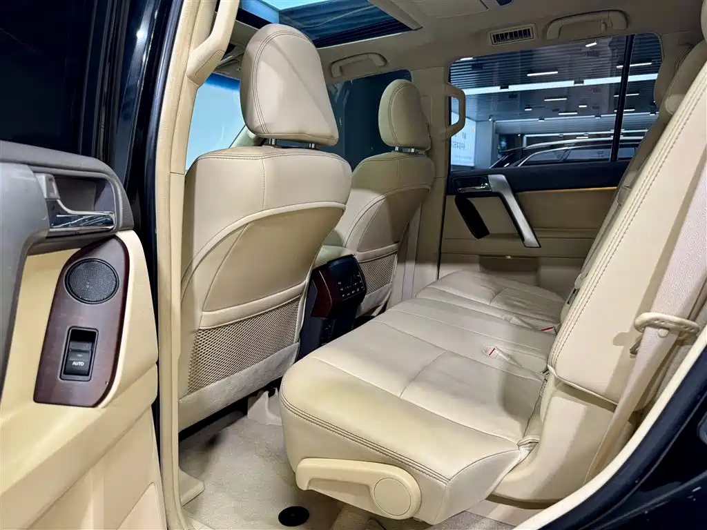 Toyota Prado 2014 4.0L Automatic VX NAVI фото 19