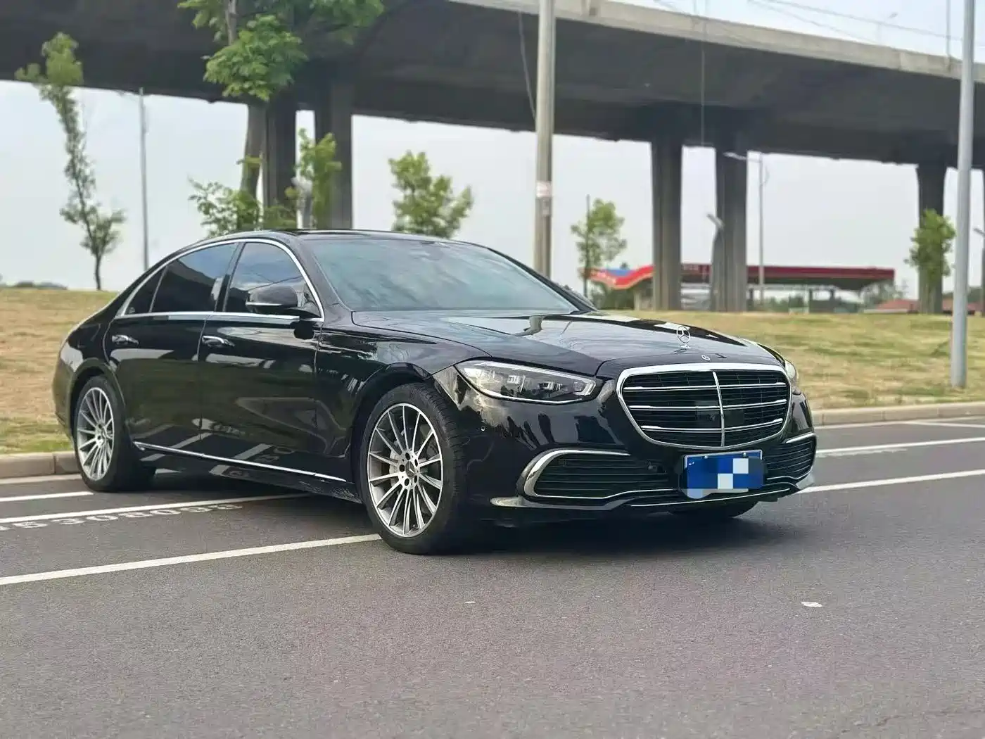 Mercedes-Benz S-Class 2023 Model S 400 L Luxury Edition фото 3