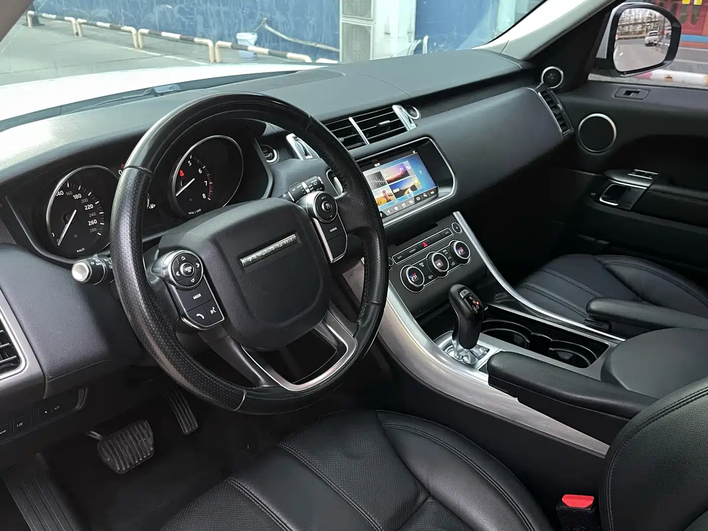 Land Rover Range Rover Sport 2017 3.0 SC V6 HSE фото 12
