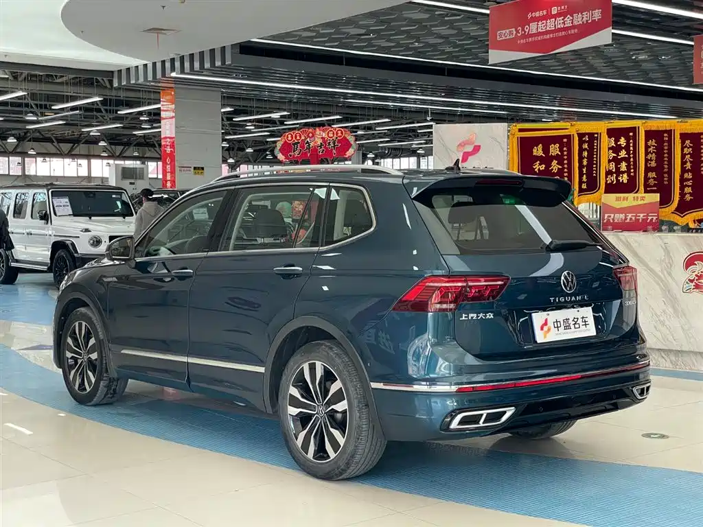 Volkswagen Tiguan L 2022 330TSI Auto 2WD R-Line Premium Edition фото 7