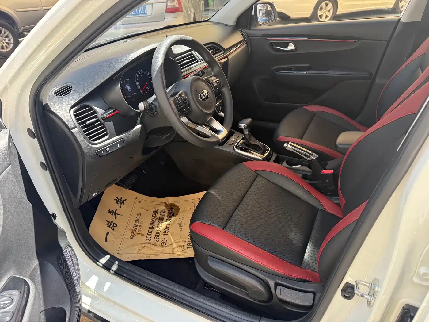 Kia KX CROSS 2017 1.4L AT GLS фото 4