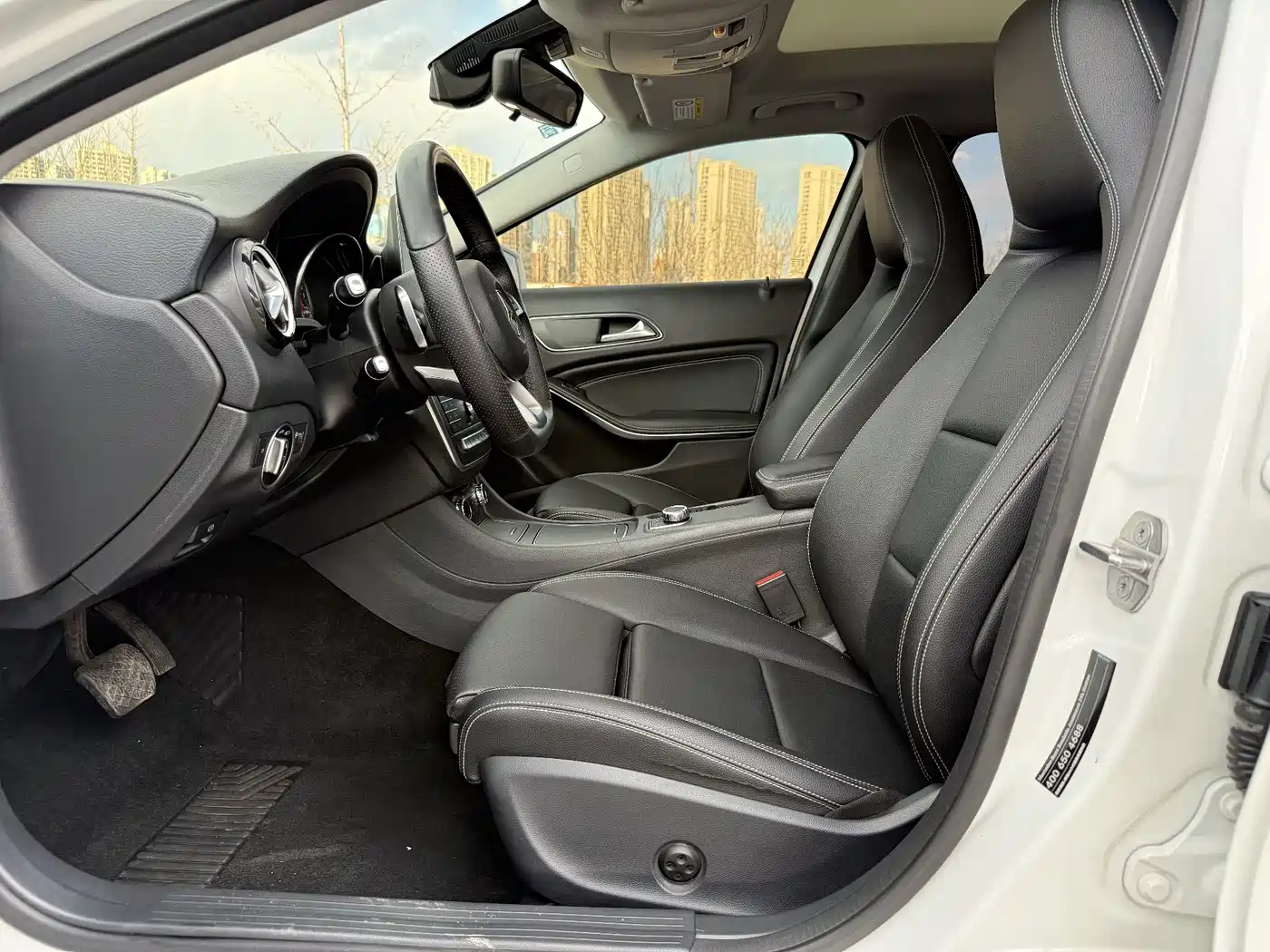 Mercedes-Benz GLA 2019 GLA 200 Dynamic фото 4