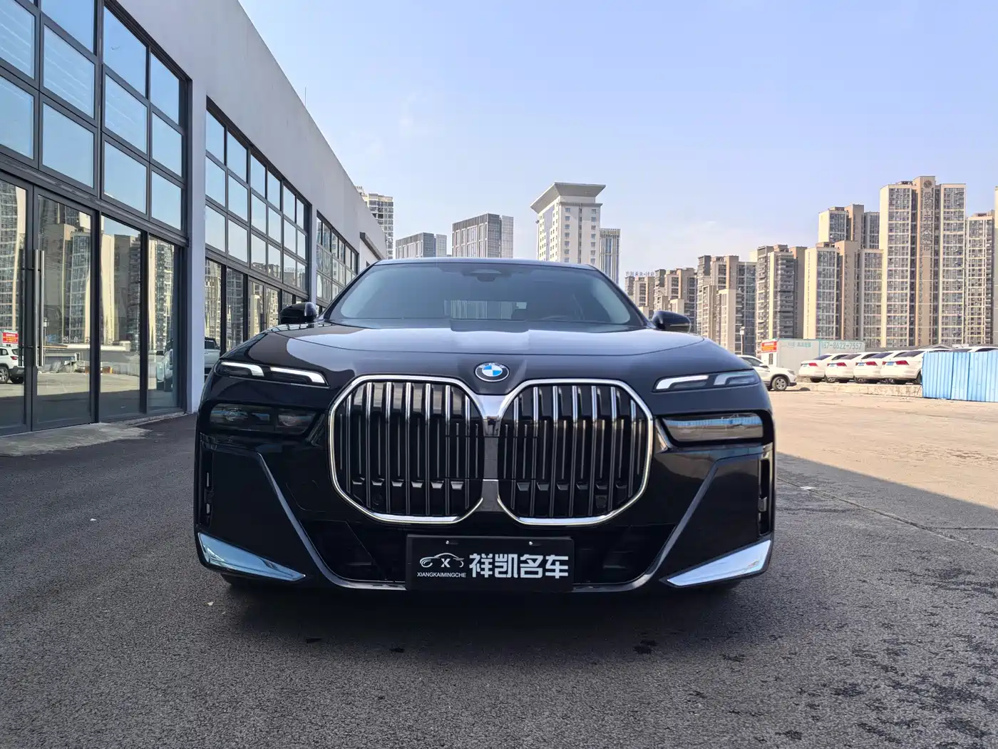 BMW 7 Series 2023 Model 735Li M Sport Package фото 2