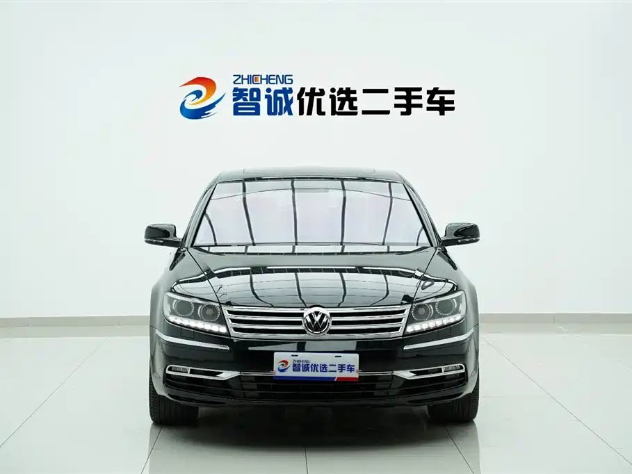 Volkswagen Phaeton 2011 4.2L V8 4-seat Extended Individual Edition фото 2